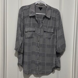 Torrid Black and White Houndstooth Harper Shirt 1x